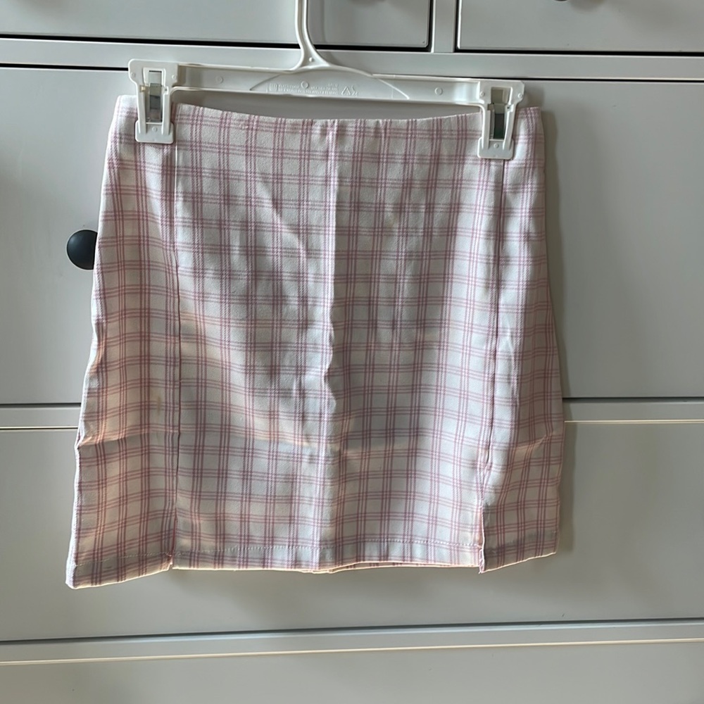 Pink plaid mini skirt